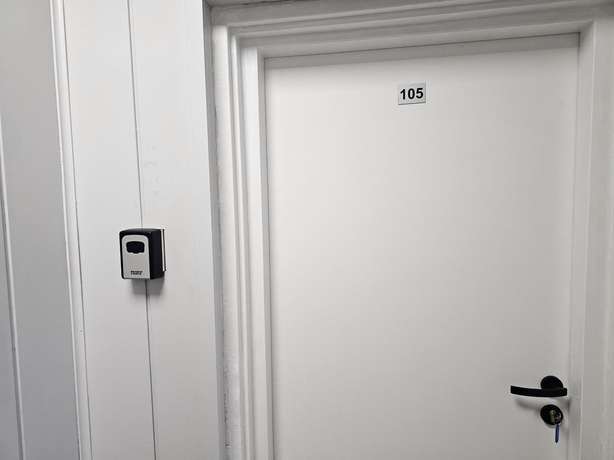 Rest Hostel Airport Modlin Nowy Dwor Mazowiecki Phòng bức ảnh