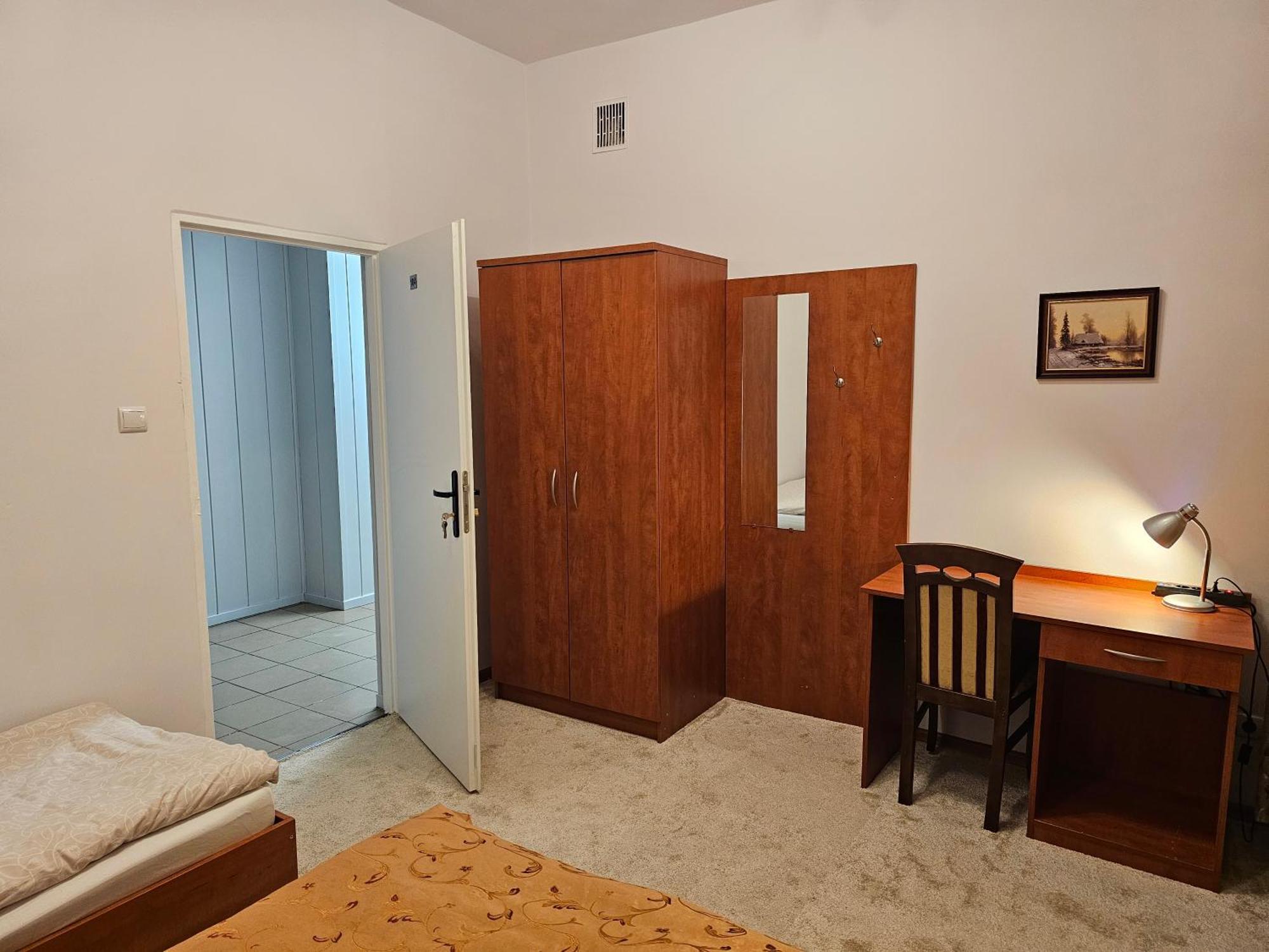 Rest Hostel Airport Modlin Nowy Dwor Mazowiecki Ngoại thất bức ảnh